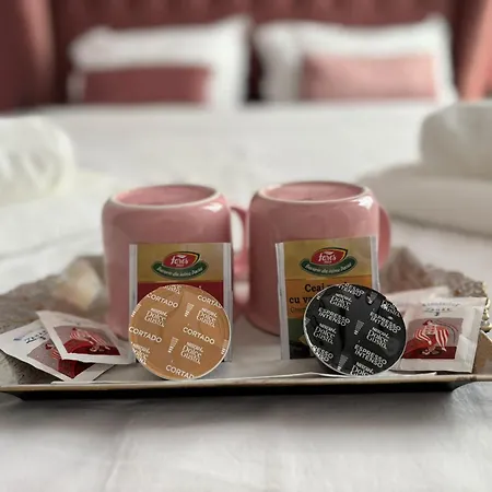 Kromatic 5 Boutique - Old Town Center Apartahotel