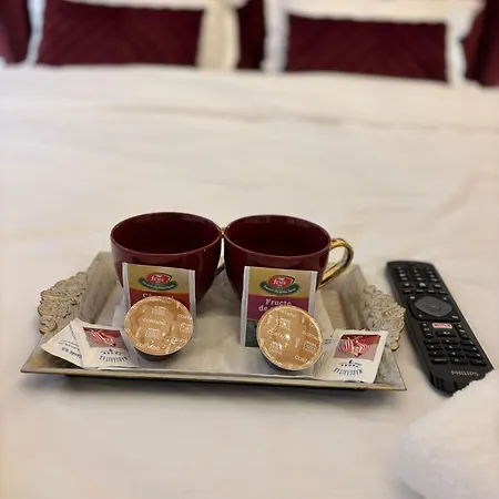 Kromatic 5 Boutique - Old Town Center