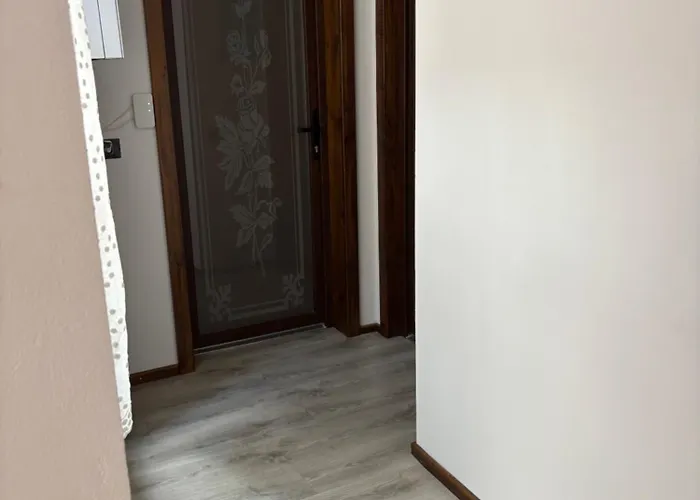 Kromatic 5 Boutique - Old Town Center 3*