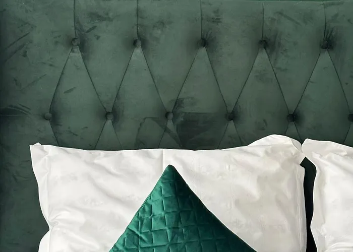 Apartahotel Kromatic 5 Boutique - Old Town Center Braşov