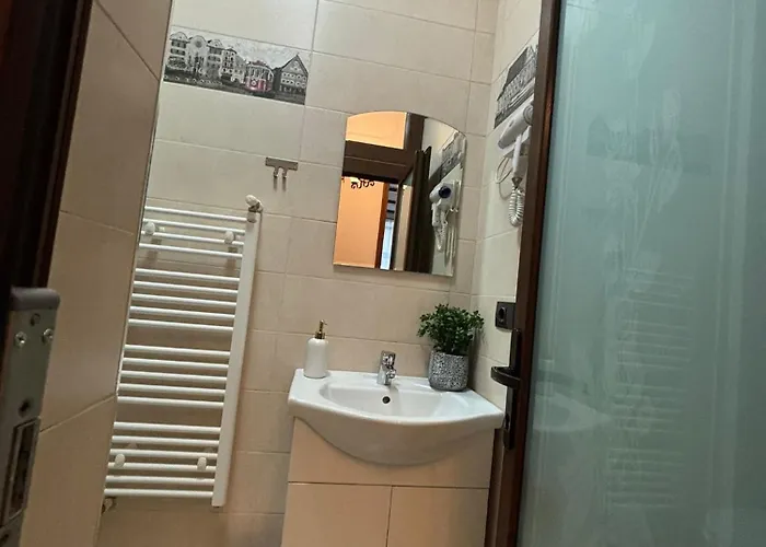 Apartahotel Kromatic 5 Boutique - Old Town Center